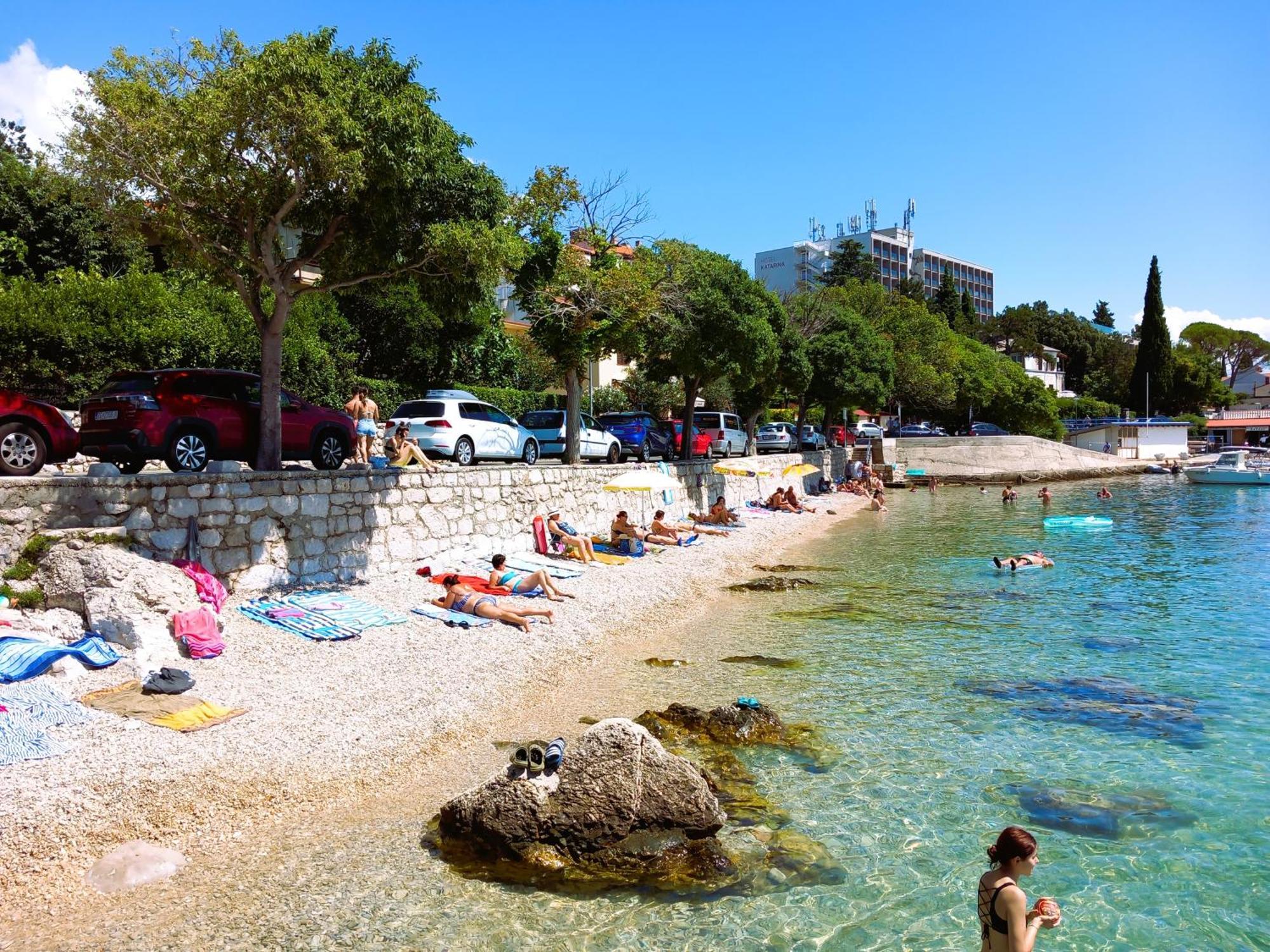 Апартаменты Branko Fabijanic Front Row By The Sea Селце Экстерьер фото